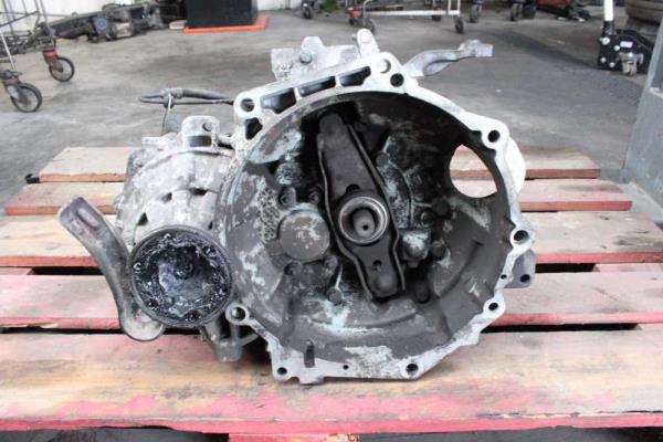 BOITE DE VITESSE VW GOLF 5 / AUDI A3 / SEAT / SKODA 2.0FSI ( 6VITESSES ) - Vue 1